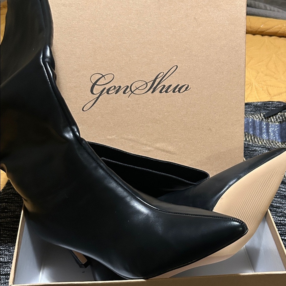 Genshuo Elegant Black Heeled Boots